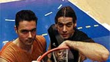 Dejan Tomasevic y Fabricio Oberto, jugadores del Pamesa, favorito para hacerse con la Copa.