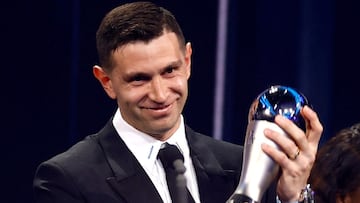 ‘Dibu’ Martínez gana el The Best