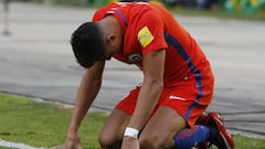 Alexis Sánchez recibió amarilla y no estará ante Ecuador