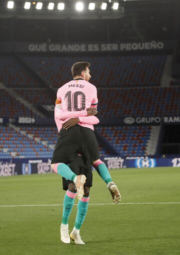 Messi marc¨® el 0-1.