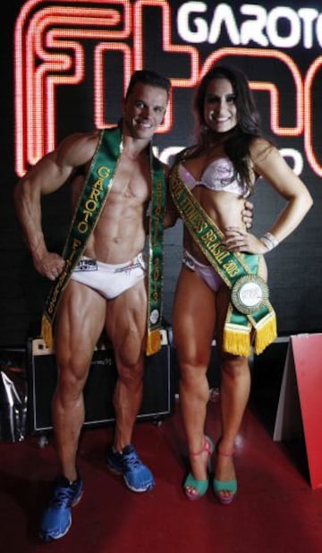 Nathalia Santoro y Handrey Lima ganadores del concurso Miss and Mister Fitness 2013 Brasil celebrado en Sao Paulo