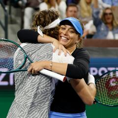 La dupla Badosa- Tsitsipas brilla antes de Indian Wells