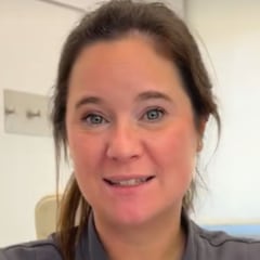 Una ortodoncista advierte sobre el riesgo de tirar de la cadena del váter sin cerrar la tapa: “Salen al exterior partículas fecales”