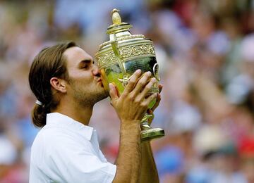 Ganó a Mark Philippoussis por 7-6, 6-2 y 7-6.