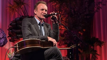 Sting, actuando durante los BMI London Awards