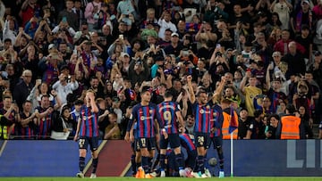 BARCELONA 02/05/2023.- Los jugadores FC Barcelona celebran el gol de su equipo (anotado por Jordi Alba) durante el partido correspondiente a la jornada 33 de LaLiga Santander que disputan FC Barcelona y CA Osasuna este martes en el Spotify Camp Nou de la Ciudad Condal. EFE/ Alejandro Garcia
