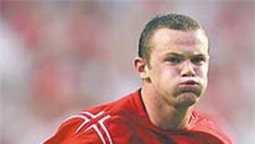 <b>TODO POTENCIA</b>. Rooney ha colocado a Inglaterra en los cuartos de final.