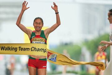 Lupita González se convirtió en la primera mexicana en ganar medalla en caminata olímpica en los Juegos Olímpicos de Brasil 2016. La mexiquense solamente llevaba tres años y medio practicando esta disciplina.