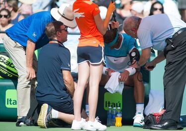 Flagging Nadal succumbs to the heat in Miami