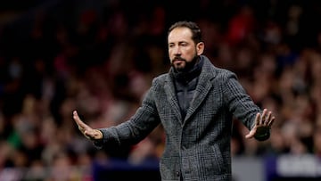 MADRID, SPAIN - DECEMBER 29: Coach Pablo Machin of Elche  during the La Liga Santander  match between Atletico Madrid v  Elche at the Estadio Civitas Metropolitano on December 29, 2022 in Madrid Spain (Photo by David S. Bustamante/Soccrates/Getty Images)