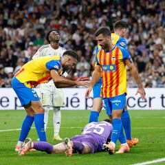 Aprobados y suspensos del Valencia: Corberán tiene un coladero