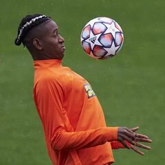 De Vitao a Sergi Cardona: el Betis comienza a hacer cuentas