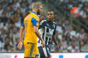 Gignac siempre tuvo un pique con la defensiva de Rayados