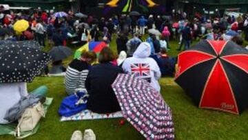 Almagro pasa entre dolores y caen Ferrer y Feliciano