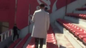 TV argentina vuelve al estadio de Independiente y muestra cómo quedó el lugar de la tragedia: “Aquí se cayó el hincha de la U”