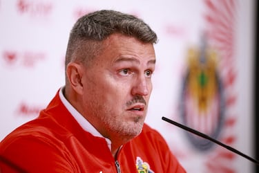 ¿Puede Cruz Azul ser verdugo de Milito? Así han salido los últimos técnicos de Chivas