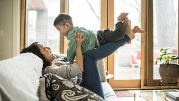 Madre e hijo v&iacute;a Getty Images.