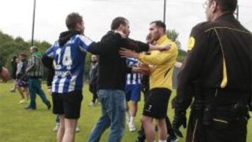 50 hinchas del Depor cortan el ensayo e insultan a la plantilla