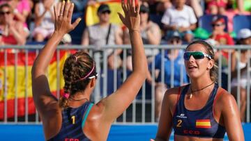 Bel¨¦n Carro y Paula Soria se cuelgan la medalla de oro