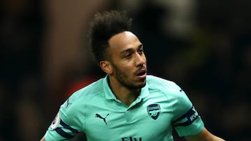 Aubameyang feels he can catch Golden Boot rivals Salah, Agüero