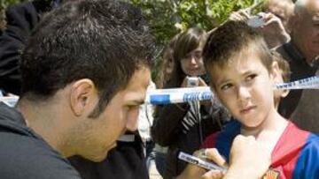 <strong>CESC FÁBREGAS, MÁS CERCA DEL BARÇA.</strong>