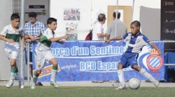 Partido de la final de los Benjamines entre el Elche y el Espanyol. 