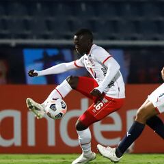 América cae ante Cerro y se despide de la Copa Libertadores