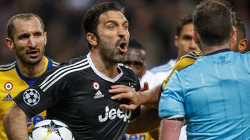 Buffon no se arrepiente: "Volvería a decir todo"