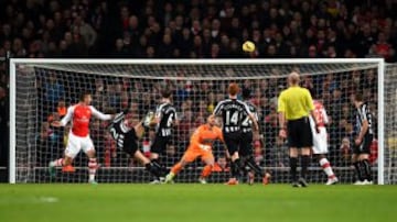 Arsenal no tuvo problemas para superar a Newcastle en una nueva fecha de la Premier League.