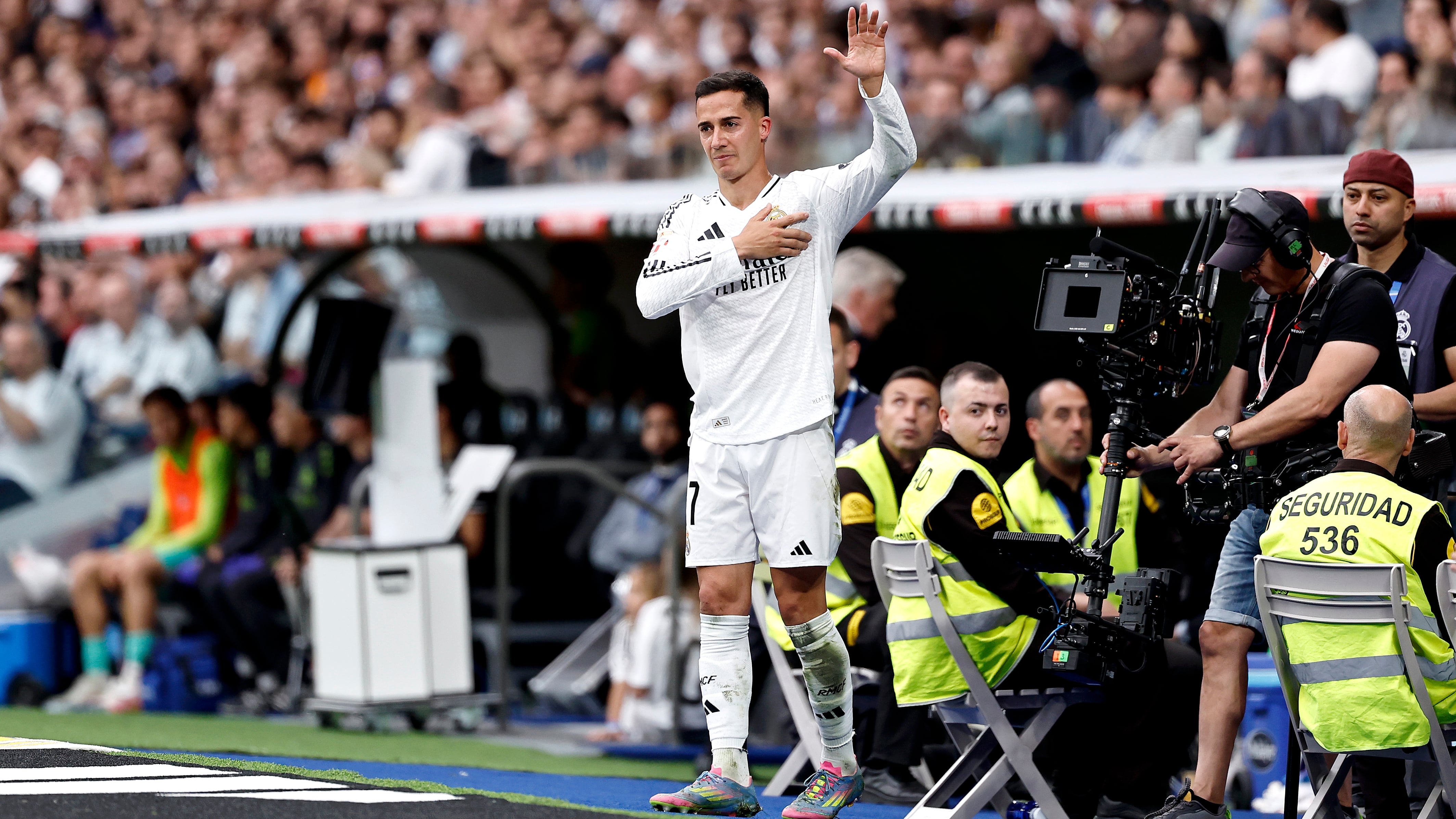 Oficial: Lucas Vázquez dice adiós
