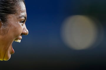 La Selección Colombia Femenina goleó 3-0 a Bolivia por la segunda fecha de la fase de grupos de la Copa América. Leicy Santos, Ericka Morales en contra y Daniela Arias marcaron para la Tricolor.