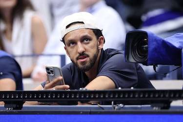 El jugador de la NBA Landry Shamet antes de la final individual masculina entre el italiano Jannik Sinner y el español Carlos Alcaraz.