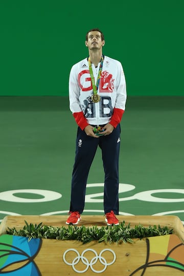 Los brit¨¢nicos completan el podio. Sus 306 preseas de oro, 345 de plata y 344 de bronce hacen un total de 995 medallas conseguidas.