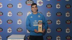 Villares recibió el premio Jugador Estrella Galicia en el Deportivo.