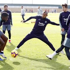 El trabajo de Arturo Vidal para ser titular ante Atlético