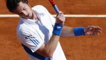 Murray cae en su estreno sobre tierra batida ante Kohlschreiber