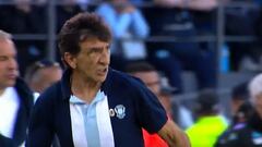 La reacción de Costas y Quinteros al gol errado de Galdames: ¡el DT de Racing se puso a correr!