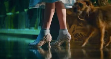 Es un detalle con 125 años de antigüedad y que ‘El mago de Oz’ cambió, pero ‘Wicked: Parte 2’ es fiel a la obra original