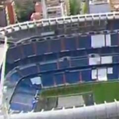 Los fondos del estadio Santiago Bernabéu ya están sin techo