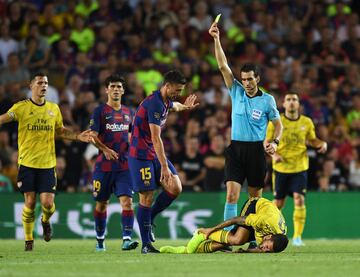 Barcelona 1-1 Arsenal | No se entendieron Maitland-Niles y Leno y el balón acabó dentro de la porteria del conjunto inglés. 