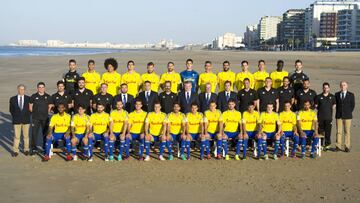 El Cádiz se hace la foto oficial en la Playa de la Victoria