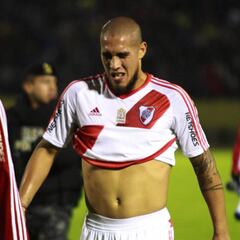 Independiente gana en casa y complica la serie a River Plate