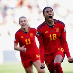 Who will Spain face in the Women’s World Cup semi-finals?