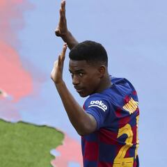 El Barça se vuelve a preocupar por los laterales