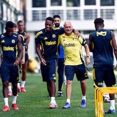 Fora do Joion Durany Mourinho e Fenerbahçe Academy