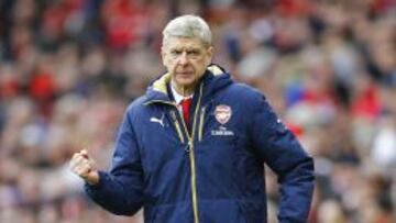 CENTENARIO. Wenger llegará hoy a los cien partidos en la FA Cup.