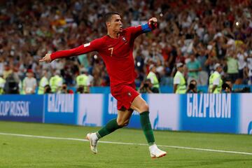 3-3. Cristiano Ronaldo celebró el gol del empate.