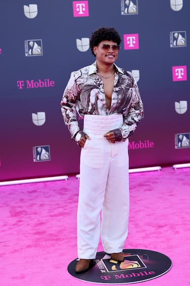Chris Lahera posa en la alfombra roja de los premios 'Lo Nuestro'.