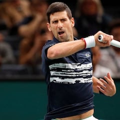 Djokovic salva el debut y revela que está enfermo