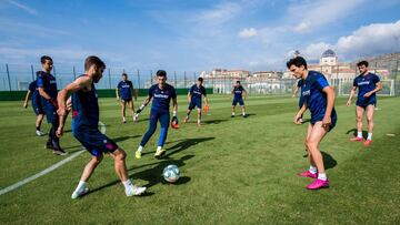 Giorgi Kochorashvili cubre la baja de Rochina frente al Espanyol